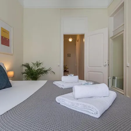 Lovelystay - Bright&peaceful 2bdr In Estrela Apartmán Lisboa
