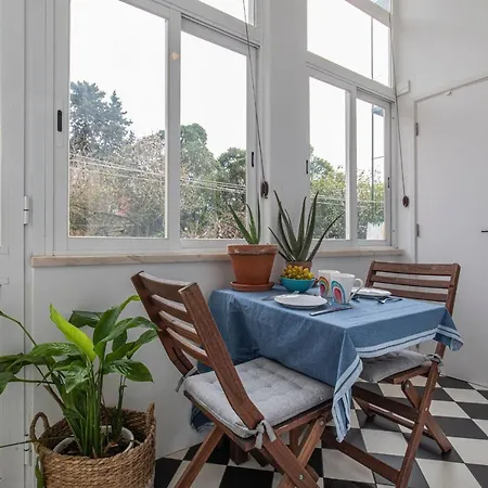 Lovelystay - Bright&peaceful 2bdr In Estrela *