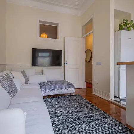 Lovelystay - Bright&peaceful 2bdr In Estrela Διαμέρισμα